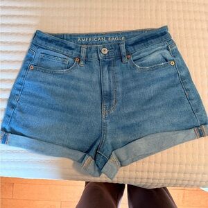 American Eagle Outfitters Women's Light Blue Jean Shorts